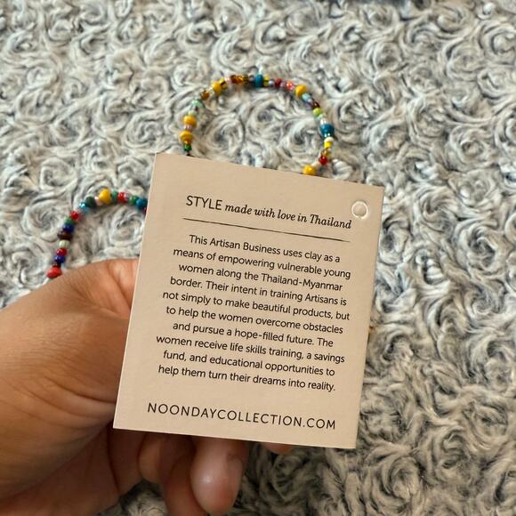 Noonday Collection Stack Bracelets Set of Three Colorful Made in Thailand New - Picture 6 of 7